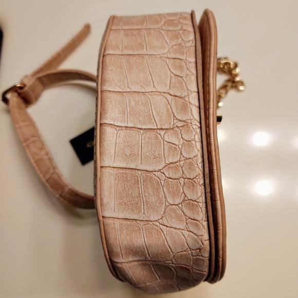 Bebe NWT Michelle Croc Embossed Style Saddle Bag - Picture 3 of 10